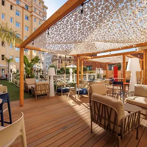 https://ibis-nice-centre-gare.fr-provencehotel.com