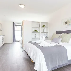 https://luxurious-loft-w-view-walk-city-center-asvest-20-e.thehaguehotels.net