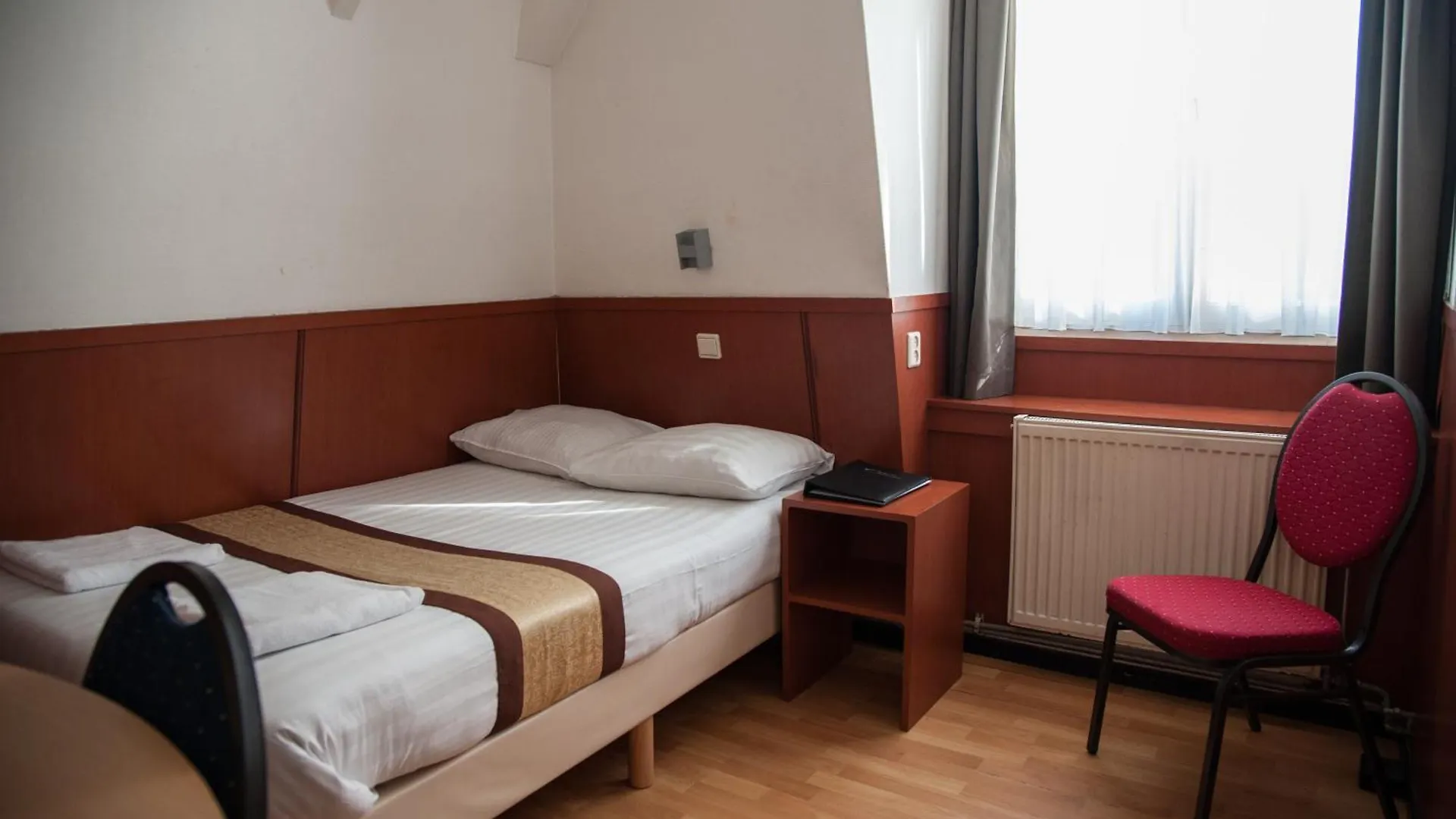 Hotel Continental Amsterdam 0*,  Nizozemsko
