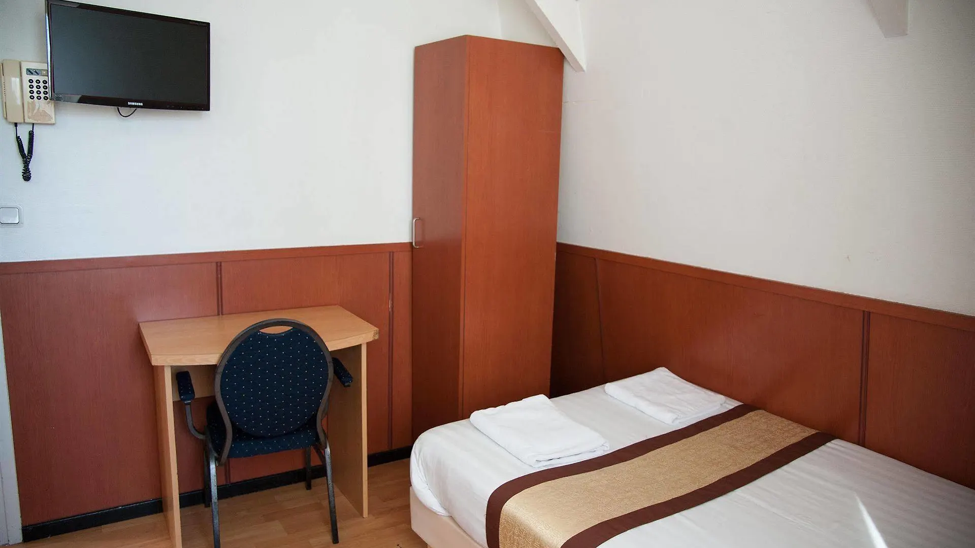 Hotel Continental Amsterdam 0*,